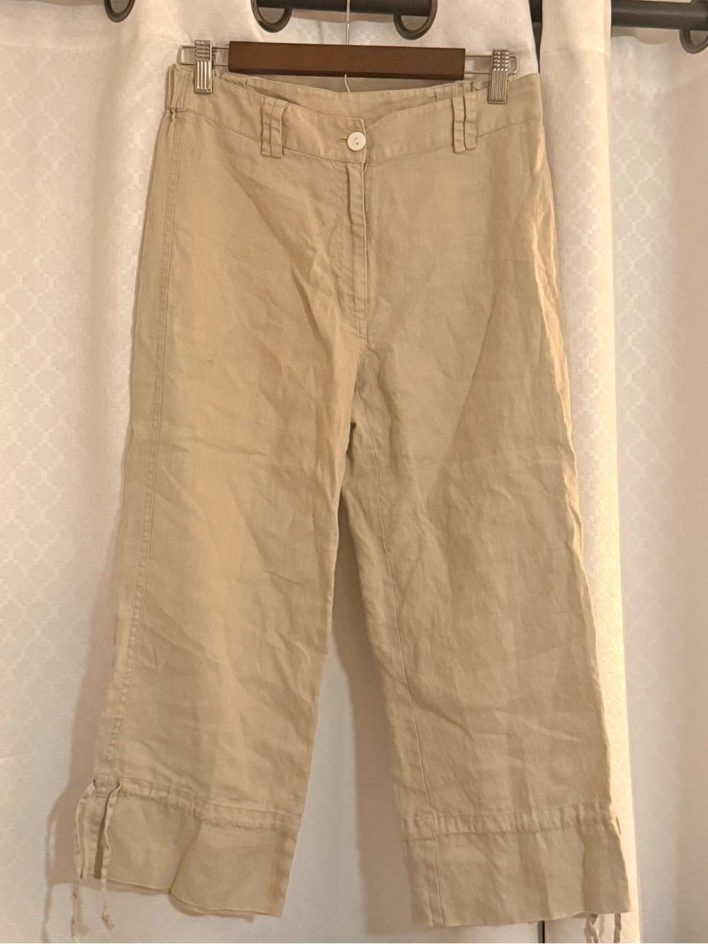 Chico's Light Khaki Capris with Drawstring Cuffs